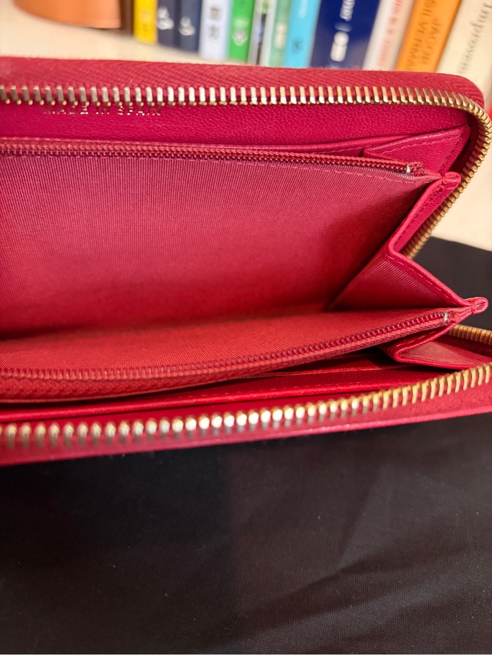 Chanel Quilted Chevron Zip Wallet - Picture 9 of 10